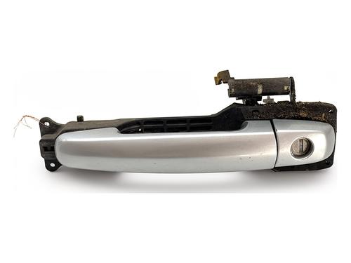 Used Front left exterior door handle Front left exterior door handle SUZUKI GRAND VITARA II (JT, TE, TD) 2.0 All-wheel Drive (TD54V, JB420) (140 hp) 39351638 39351638