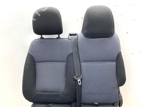 Right front seat OPEL VIVARO B Platform/Chassis (X82) 1.6 CDTI (03) | BP40558364C16 - Image 3