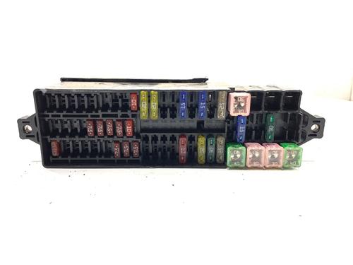 Used Fuse box Fuse box 39296629 39296629