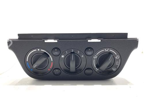 Used Climate control Climate control 39345787 39345787