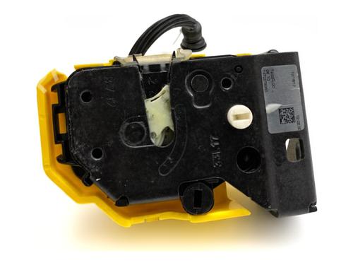rear-left-lock-alfa-romeo-giulia-952_-2015-39358485 main image