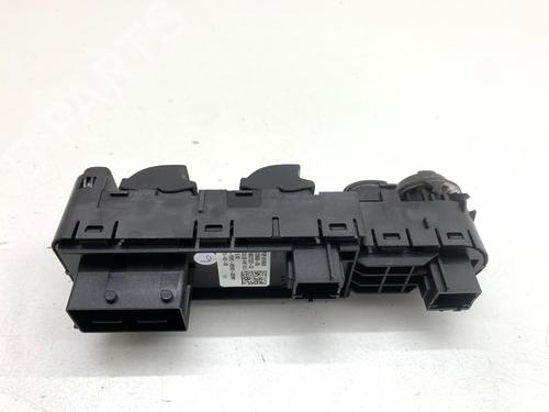 Switch CITROËN C4 Picasso II 1.6 THP 155 | BP39376247I30 - Image 2