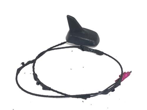 antennabase-audi-a4-b8-8k2-2007-2008-2009-2010-2011-2012-2013-2014-2015-2016-2017-39296023 main image