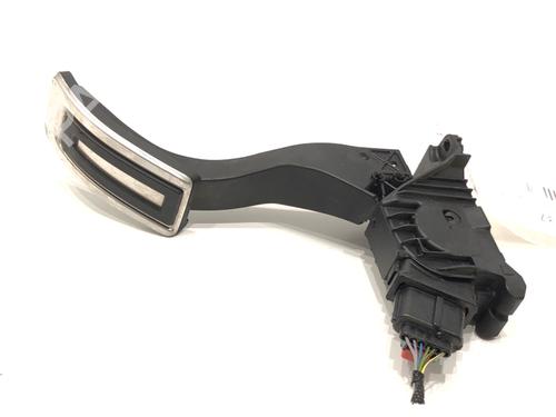 pedal-audi-tt-fv3-fvp-2014-39289837 main image
