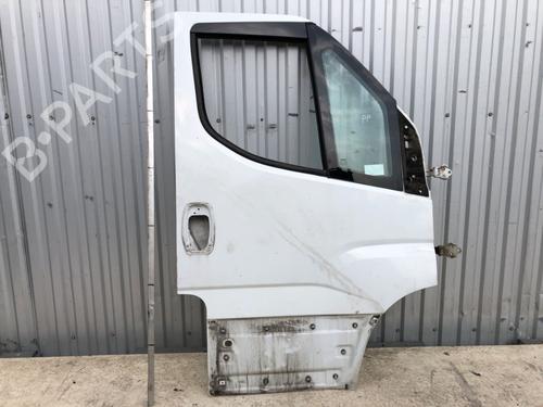 Used Right front door Right front door 39297081 39297081