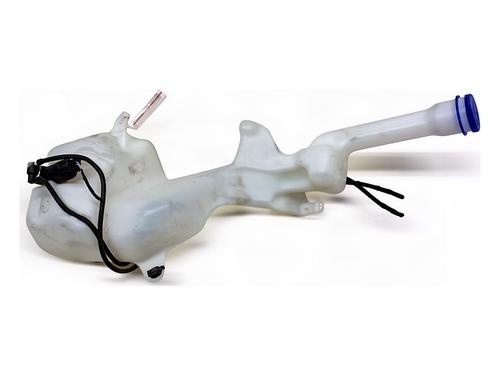 windscreen-washer-tank-ford-ecosport-2011-2012-2013-2014-2015-2016-2017-2018-2019-2020-2021-2022-40001734 main image