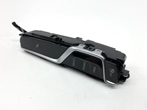 Switch BMW 5 (G30, F90) 520 d xDrive | BP39343204I30 - Image 2