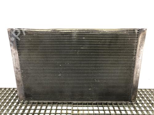 water-radiator-audi-a8-d3-4e2-4e8-2002-2003-2004-2005-2006-2007-2008-2009-2010-39274848 main image