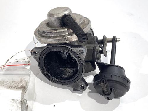 Used Throttle body Throttle body 39304877 39304877