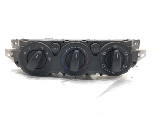Used Climate control Climate control 39276722 39276722