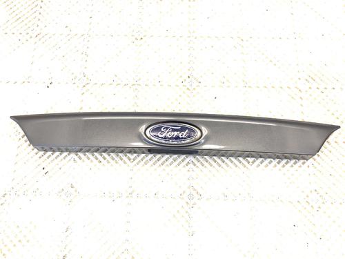 Used Tailgate trim Tailgate trim 39329558 39329558