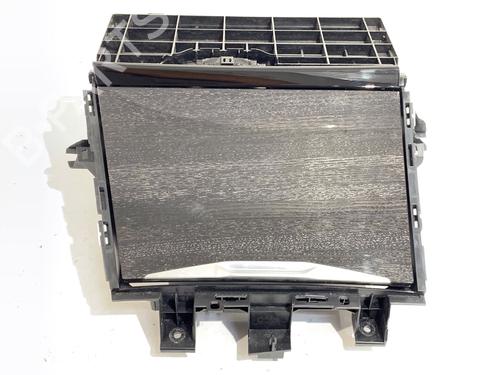 glove-box-bmw-3-touring-g21-g81-2019-39347416 main image