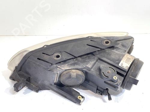 Right headlight VW PASSAT B6 (3C2) 2.0 FSI | BP39347681C29 - Image 2