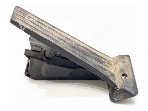 pedal-bmw-1-f20-2011-2012-2013-2014-2015-2016-2017-2018-2019-39377493 main image