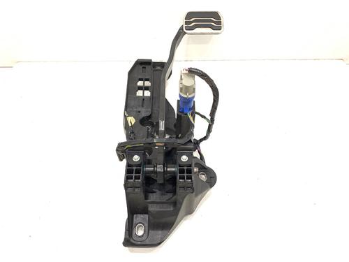 Pedal freno Pedal freno 39296008 39296008