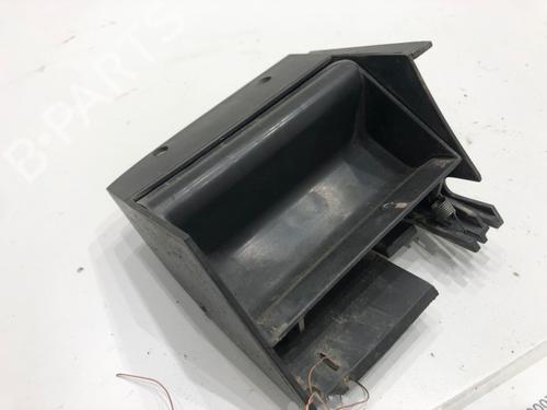 Used Tailgate handle Tailgate handle LAND ROVER FREELANDER I (L314) 1.8 16V 4x4 (117 hp) 39286477 39286477