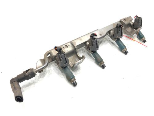 Used Injection rail Injection rail 39332068 39332068