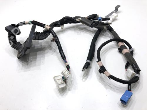 Used Wiring harness Wiring harness 39316611 39316611