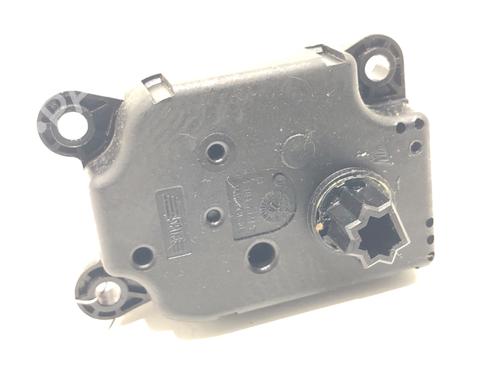 Heater blower motor FORD KUGA II (DM2) 1.5 EcoBoost | BP39295104M62 - Image 2