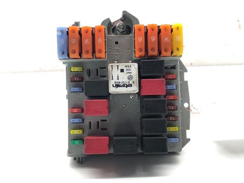 Used Fuse box Fuse box 39346845 39346845