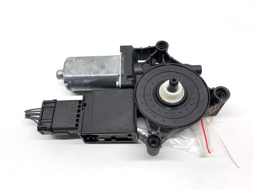 Used Right rear window motor Right rear window motor TOYOTA PROACE CITY VERSO MPV (BKY_) 1.5 D-4D 130 (BKYM) (131 hp) 39310193 39310193