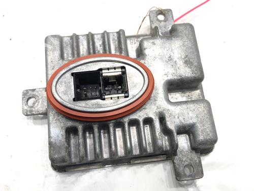Used Xenon ballast Xenon ballast BMW 5 Touring (F11) 530 d xDrive (258 hp) 39336660 39336660