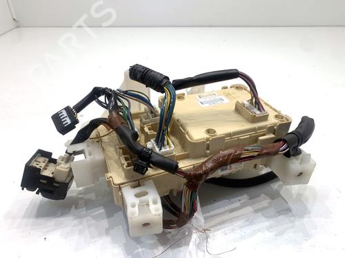 Used Fuse box Fuse box TOYOTA COROLLA Verso (ZER_, ZZE12_, R1_) 1.6 (ZNR10_, ZNR10R) (110 hp) 39348367 39348367