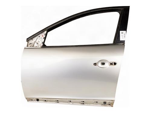 left-front-door-renault-megane-iii-hatchback-bz01_-b3_-2008-39368143 main image