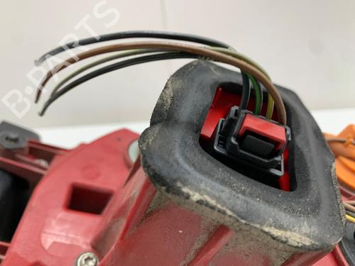 Right taillight VW PASSAT B7 (362) 2.0 TDI | BP39354547C35 - Image 4