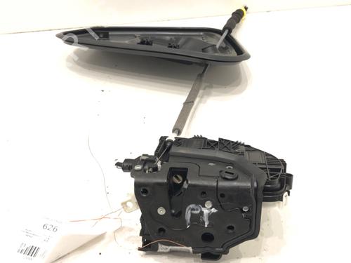 hjre-bagtil-las-audi-a4-b9-8w2-8wc-2015-39279826 main image