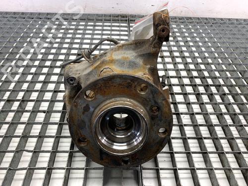 Used Right front steering knuckle Right front steering knuckle BMW X3 (F25) xDrive 28 i (245 hp) 39325768 39325768