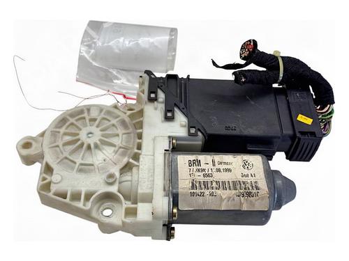 Vindusheismotor venstre foran Vindusheismotor venstre foran VW GOLF IV (1J1) 1.9 TDI (110 hp) 39762782 39762782