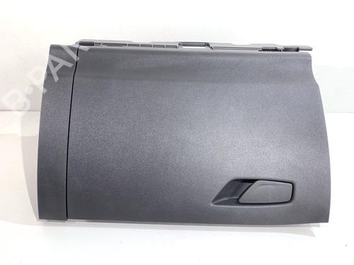 glove-box-skoda-octavia-iv-combi-nx5-pv5-2019-39323234 main image