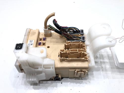 fuse-box-toyota-auris-_e18_-2012-2013-2014-2015-2016-2017-2018-2019-39283435 main image