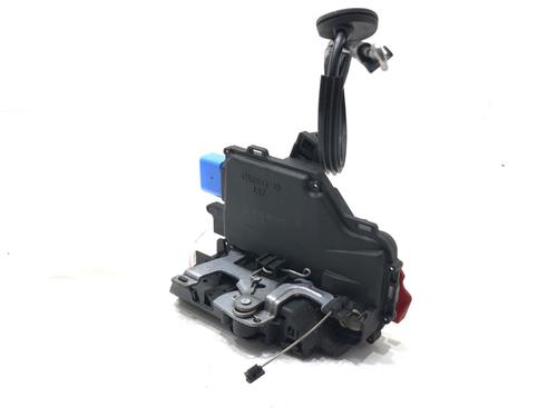 front-left-lock-vw-golf-vi-variant-aj5-2009-2010-2011-2012-2013-2014-39279236 main image