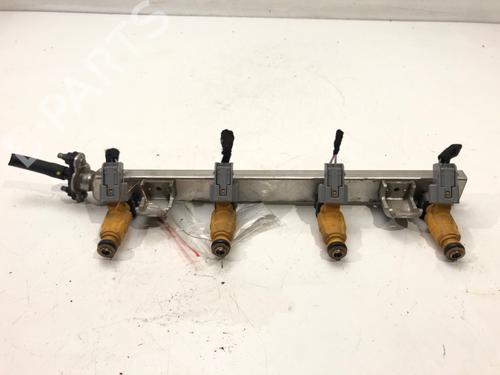 Used Injection rail Injection rail 39272638 39272638