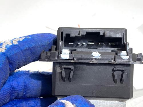 Heater resistor RENAULT TRAFIC III Van (FG_) 2.0 dCi 170 (FGMM, FGMV) | BP39338065M108 - Image 3