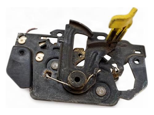 Used Hood lock Hood lock FORD FIESTA VI (CB1, CCN) 1.5 TDCi (95 hp) 40521937 40521937