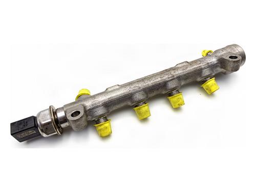 Used Injection rail Injection rail 39375595 39375595