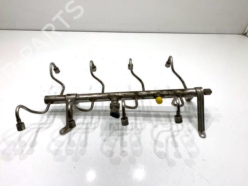 Used Injection rail Injection rail 39323204 39323204