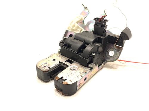 Used Tailgate lock Tailgate lock SKODA FABIA III Estate (NJ5) 1.4 TDI (105 hp) 39308936 39308936