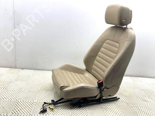 Right front seat VW PASSAT B7 (362) 2.0 TDI | BP39324970C16 - Image 5