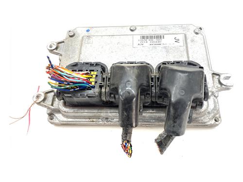 Used Engine control unit (ECU) Engine control unit (ECU) 39352412 39352412