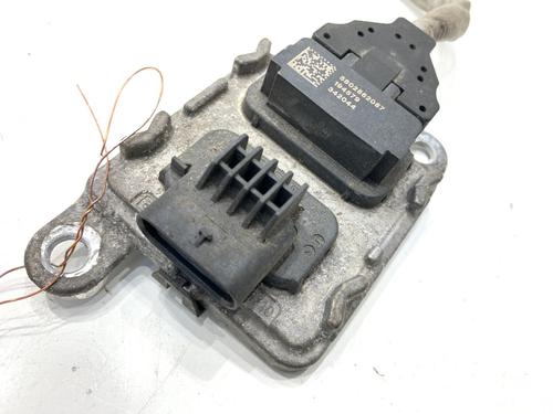 Electronic sensor IVECO DAILY VI Bus 50C18, 60C18 | BP39358564M84 - Image 2
