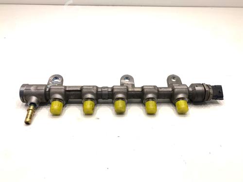 Used Injection rail Injection rail 39328170 39328170
