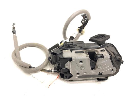 front-right-lock-vw-golf-viii-cd1-da1-2019-39293762 main image