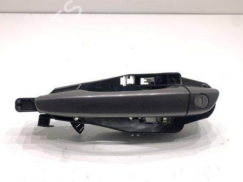 Used Front left exterior door handle Front left exterior door handle PEUGEOT 308 II (LB_, LP_, LW_, LH_, L3_) 1.2 THP 130 (131 hp) 39321093 39321093