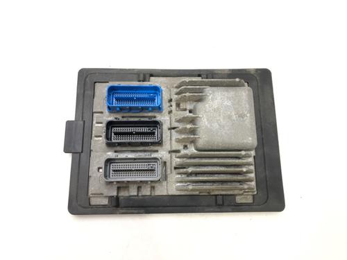 engine-control-unit-ecu-chevrolet-camaro-2015-39270135 main image