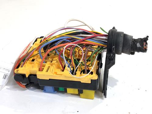 Used Fuse box Fuse box 39300204 39300204