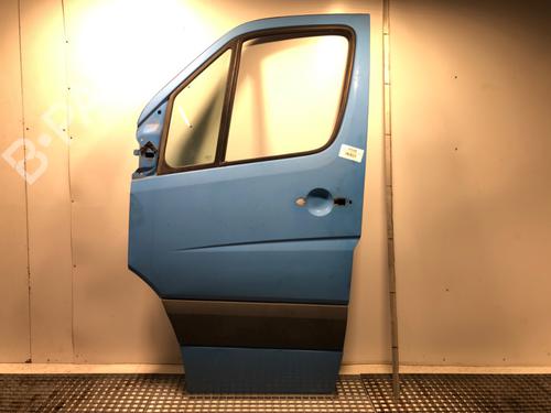 Used Left front door Left front door 39315674 39315674